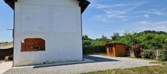 5 bedrooms House in Asti, Italy No. 317454 5