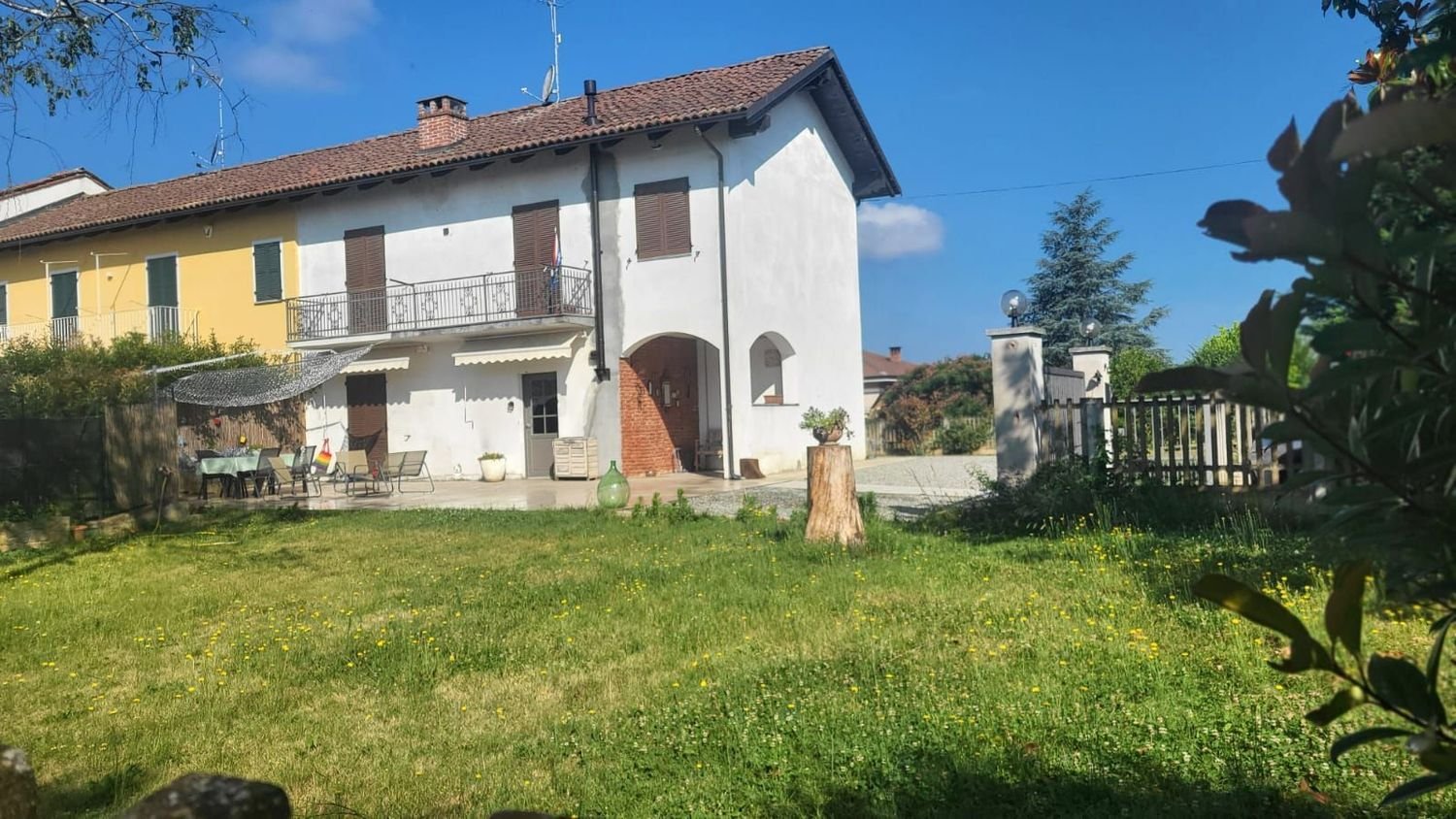 5 bedrooms House in Asti, Italy No. 317454