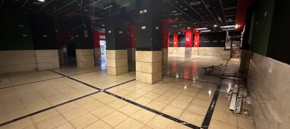 350m² Commercial property in Salamanca, Spain No. 147125 9