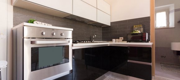 Apartamento T2 em Gabicce Mare, Italy N.º 309498 8