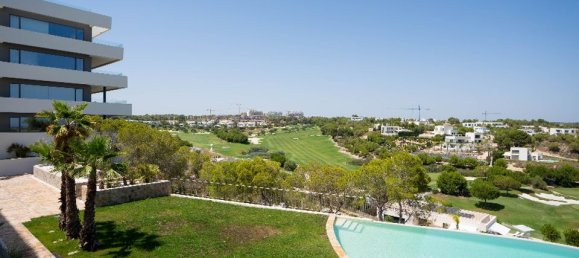 Apartamento de 3 dormitorios en Dehesa De Campoamor, Spain No. 178456 6