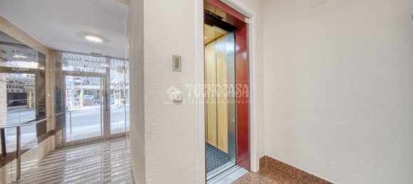 Apartamento de 3 dormitorios en Palencia, Spain No. 190682 10