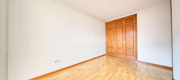 Apartamento de 3 dormitorios en Palencia, Spain No. 190682 8
