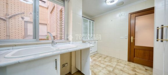 Apartamento de 3 dormitorios en Palencia, Spain No. 190682 18