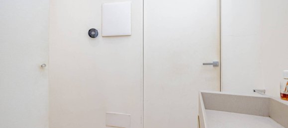 3 Schlafzimmer Wohnung in Milan, Italy, Nr. 240933 35