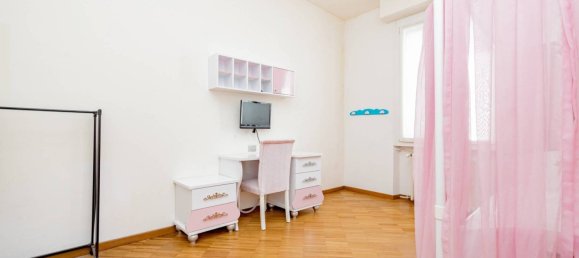 3 Schlafzimmer Wohnung in Milan, Italy, Nr. 240933 50