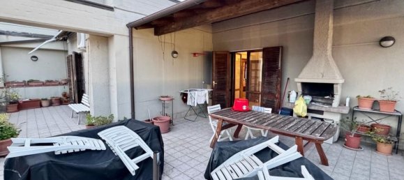 Casa de 8 habitaciónes en Pisa, Italy No. 210223 16