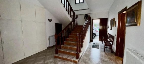 Casa de 8 habitaciónes en Pisa, Italy No. 210223 6