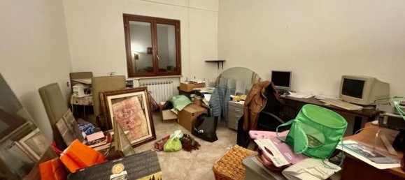 Casa de 8 habitaciónes en Pisa, Italy No. 210223 33