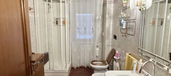 Casa de 8 habitaciónes en Pisa, Italy No. 210223 27