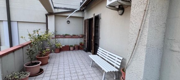 Casa de 8 habitaciónes en Pisa, Italy No. 210223 19