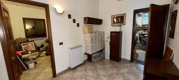 Casa de 8 habitaciónes en Pisa, Italy No. 210223 32