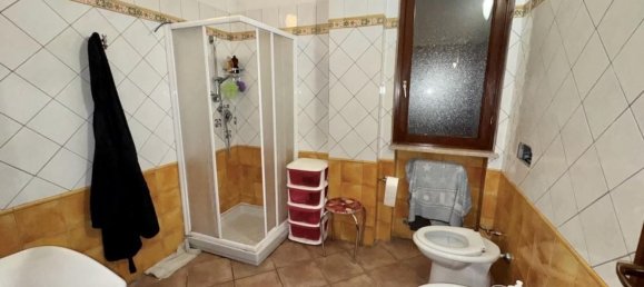 Casa de 8 habitaciónes en Pisa, Italy No. 210223 36