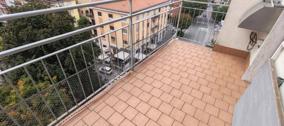 Apartamento de 4 divisões em Bergamo, Italy N.º 230340 18