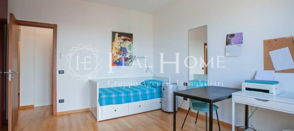 Apartamento de 4 divisões em Bergamo, Italy N.º 230340 11