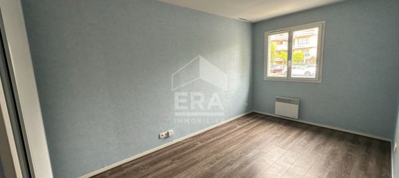 3 Schlafzimmer Wohnung in Chateauroux, France, Nr. 267652 5