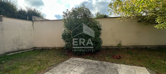 3 Schlafzimmer Wohnung in Chateauroux, France, Nr. 267652 3