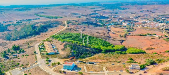 154m² Land in Vila do Bispo, Portugal No. 154321 3