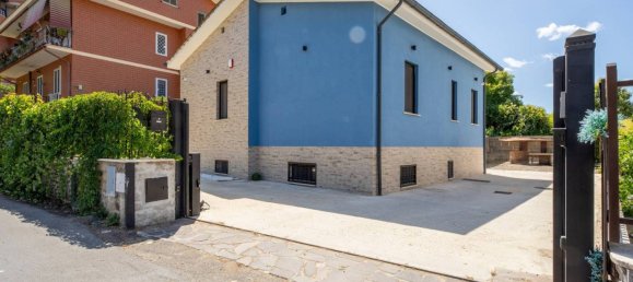 3 Schlafzimmer Haus in Rome, Italy, Nr. 284908 22