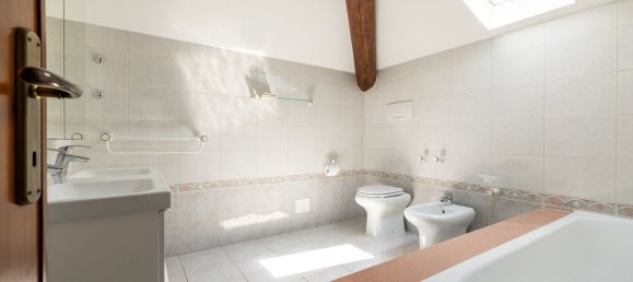 Ático de 4 habitaciónes en Argegno, Italy No. 163554 9