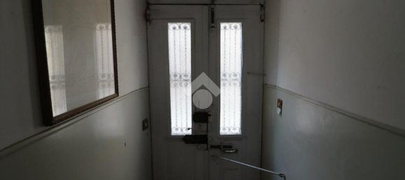 2 bedrooms Apartment in Venice, Italy No. 287935 2