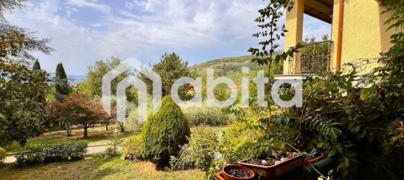 12 غرف نوم فيلا في Loro Ciuffenna, Italy رقم 349620 11