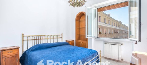 1 bedroom Apartment in Rome, Italy No. 290296 16
