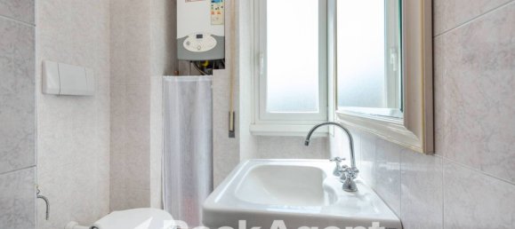 1 bedroom Apartment in Rome, Italy No. 290296 7