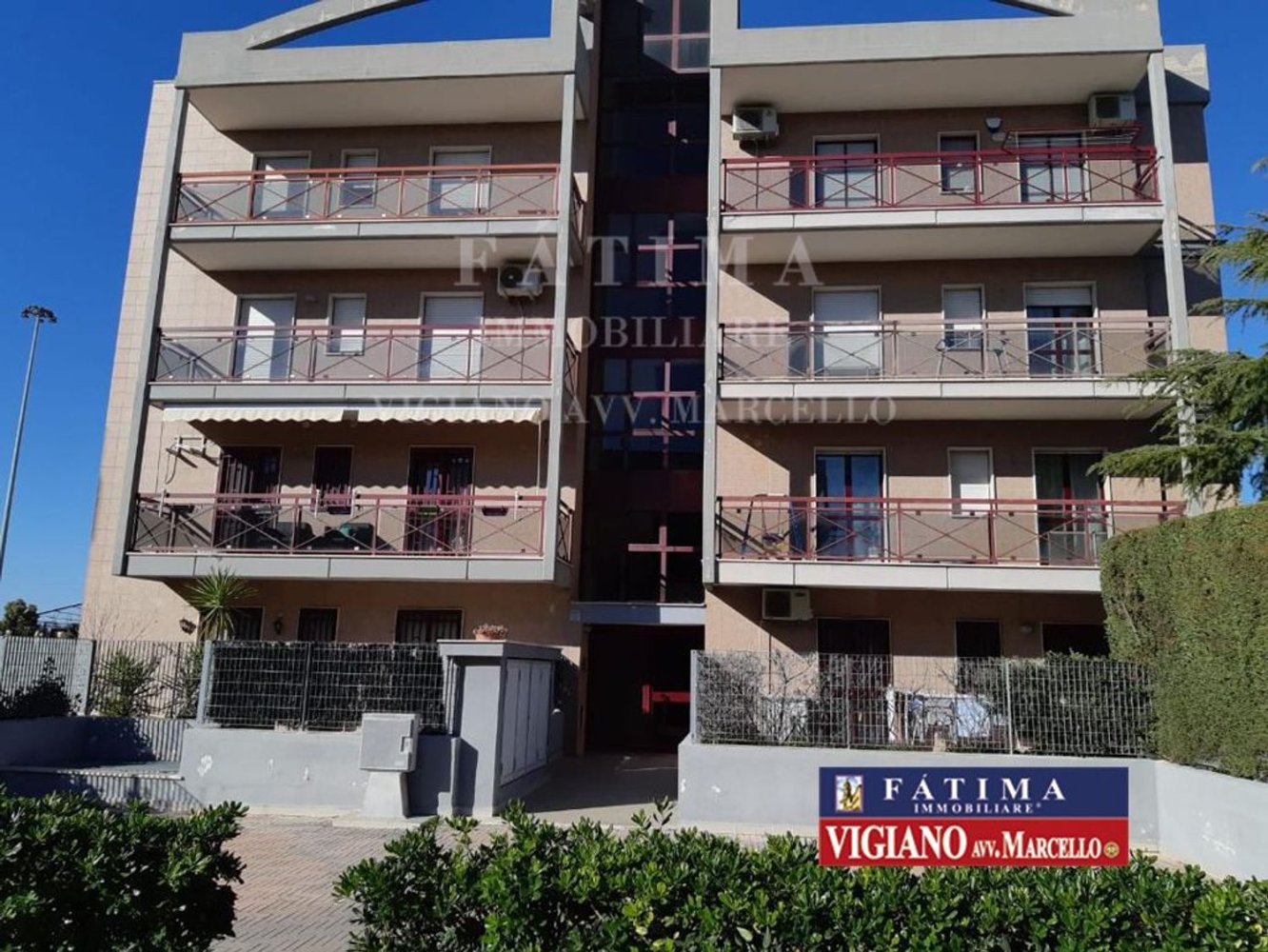 Квартира с 3 спальнями в Фоджа, Италия № 74345