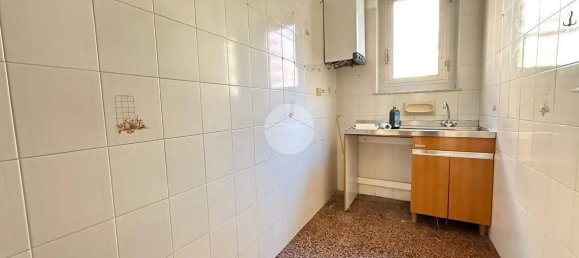 2 Schlafzimmer Wohnung in Genoa, Italy, Nr. 264639 15