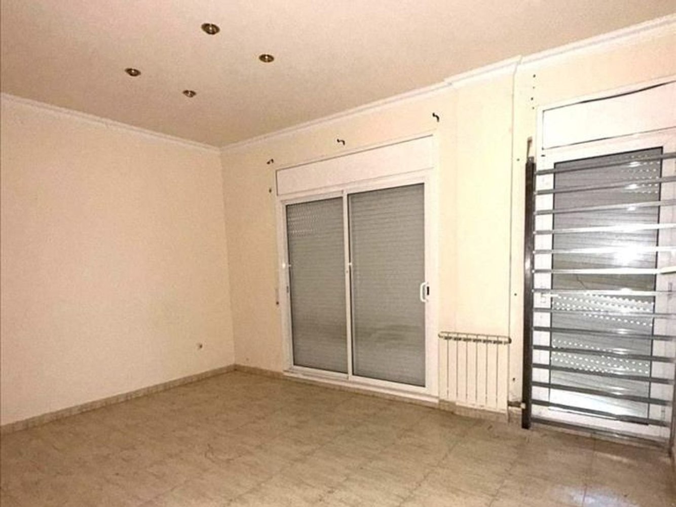 2 bedrooms Apartment in Terrassa, Spain No. 153135