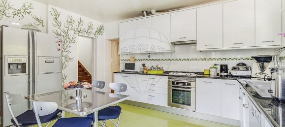 6 bedrooms Villa in Cascais, Portugal No. 53977 15