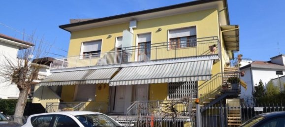 3 rooms Apartment in Riccione, Italy No. 175018 37