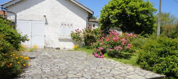 2 bedrooms Commercial property in Saint-Christoly-de-Blaye, France No. 1867 8