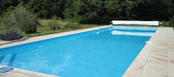 2 bedrooms Commercial property in Saint-Christoly-de-Blaye, France No. 1867 5