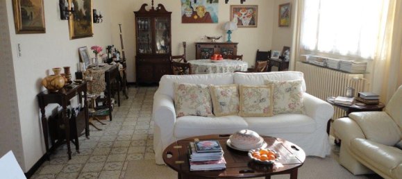 2 bedrooms Commercial property in Saint-Christoly-de-Blaye, France No. 1867 11