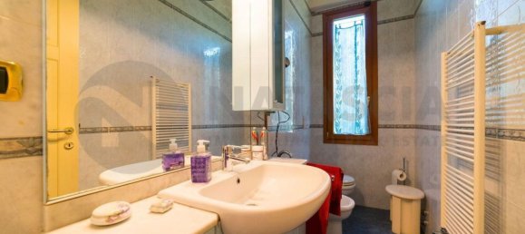 6غرفة فيلا في Rignano sull'Arno, Italy رقم 45377 23