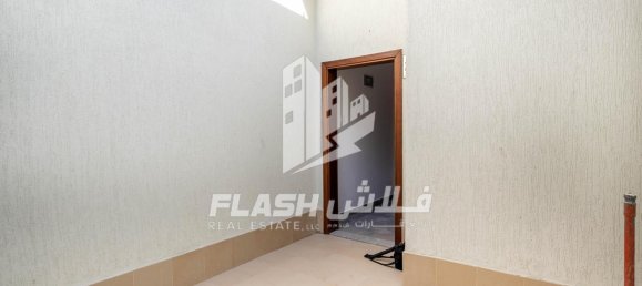 Gebäude in Al Qusaidat, UAE 929m², Nr. 12232 9