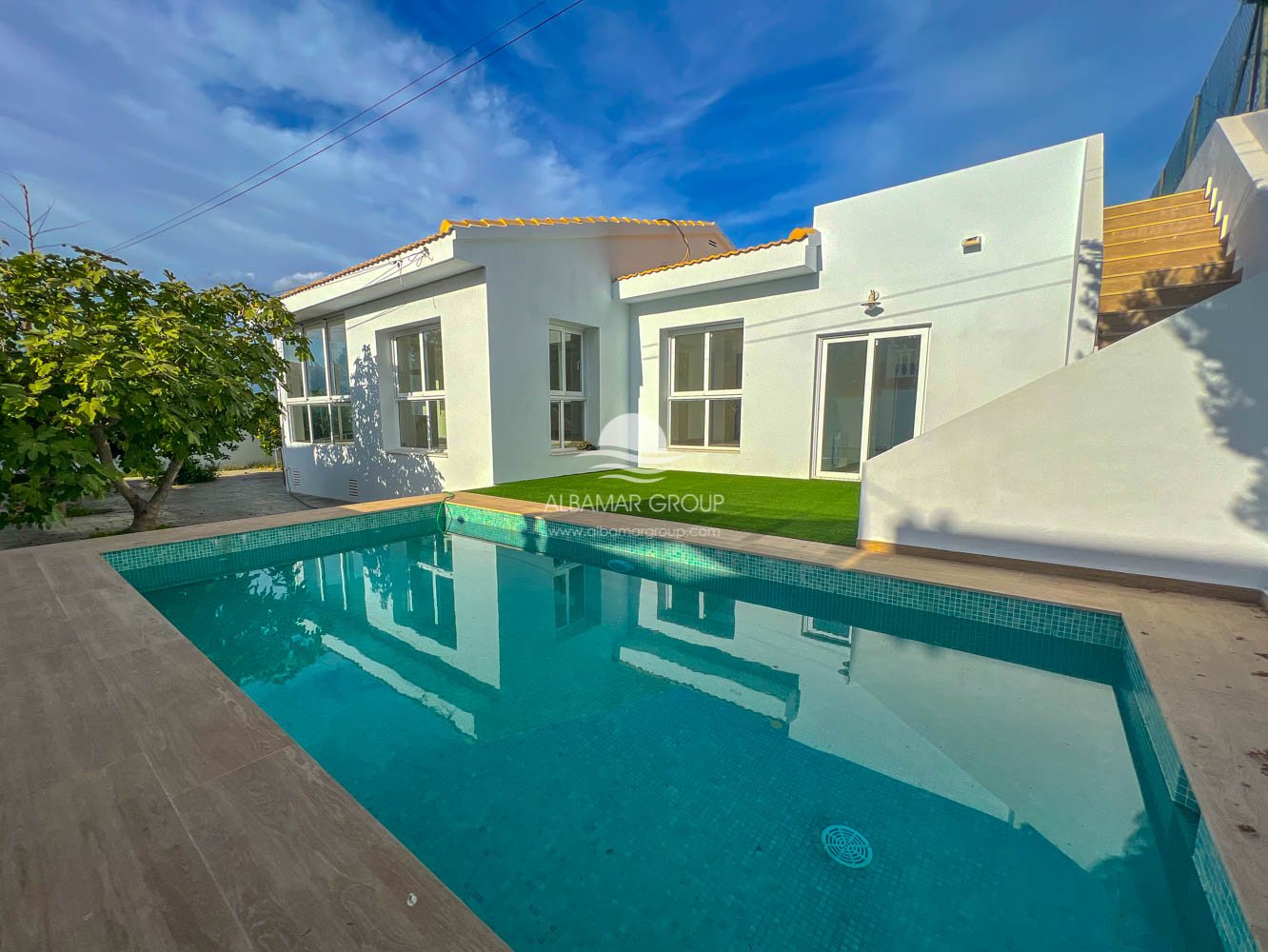 4 غرف نوم منزل في Rincon De Loix, Spain رقم 4531