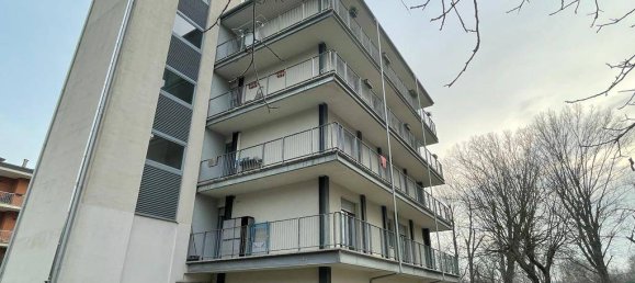 1 bedroom Apartment in Turin, Italy No. 53613 13