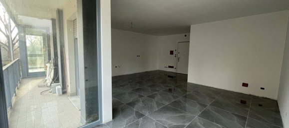 1 bedroom Apartment in Turin, Italy No. 53613 7