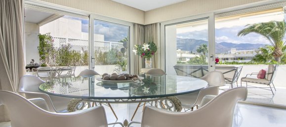 3 bedrooms Penthouse in Marbella, Spain No. 101585 16