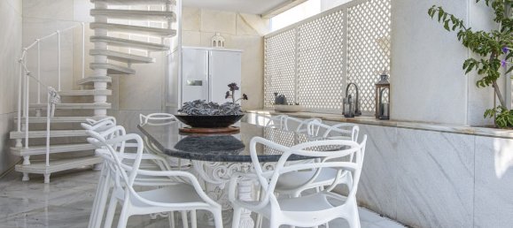 3 bedrooms Penthouse in Marbella, Spain No. 101585 10