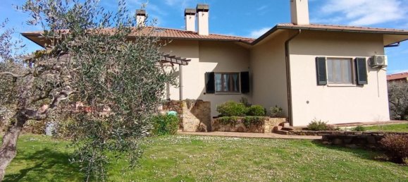 18-salle Villa à Lucignano, Italy No. 228480 10