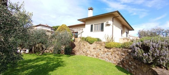 18-salle Villa à Lucignano, Italy No. 228480 8