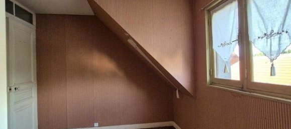 2 Schlafzimmer Haus in Fitz-James, France, Nr. 235530 7