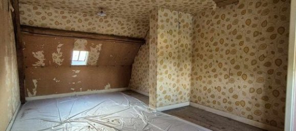 2 Schlafzimmer Haus in Fitz-James, France, Nr. 235530 6