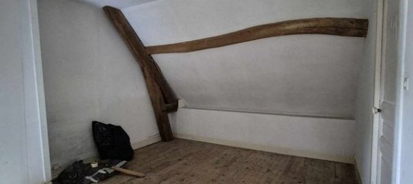 2 Schlafzimmer Haus in Fitz-James, France, Nr. 235530 5