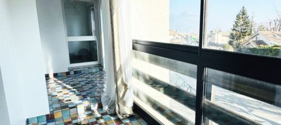 Квартира с 3 спальнями в Сесен, Франция № 335262 10