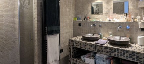 Квартира с 3 спальнями в Сесен, Франция № 335262 9